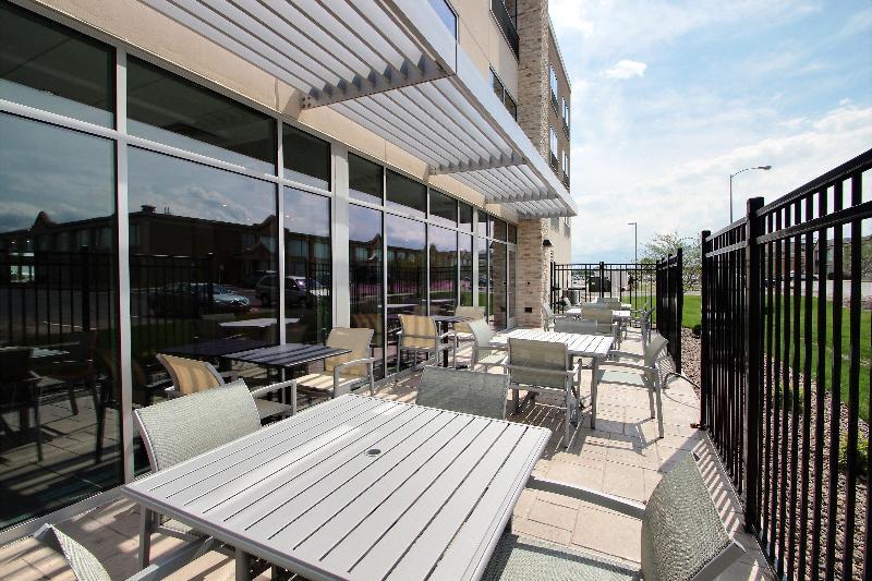 Holiday Inn Express & Suites Fond Du Lac By Ihg Экстерьер фото
